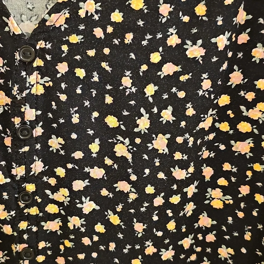 Hippie Rose Women's Top - Picture 3 of 8